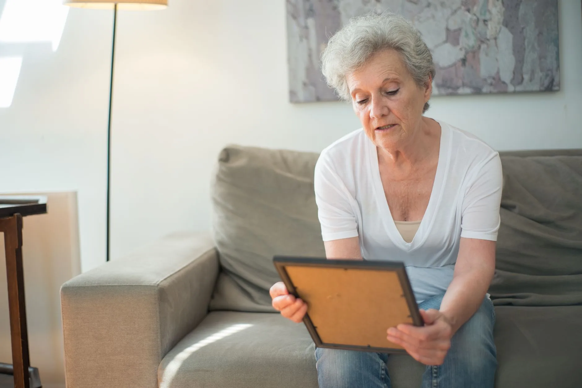 Age-Related Memory Loss: Causes & Treatment Guide